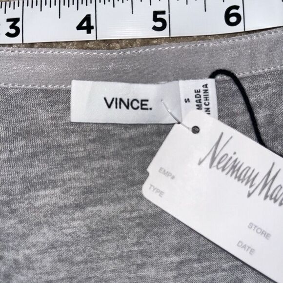 Women's VINCE (Small) Gray Minimalist Tank top 100% Viscose Silk Trim NWT $98 - Picture 10 of 14